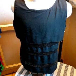womens sleeveless shirt